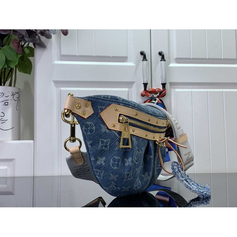 l**is V*t*n high rise monogram denim blue