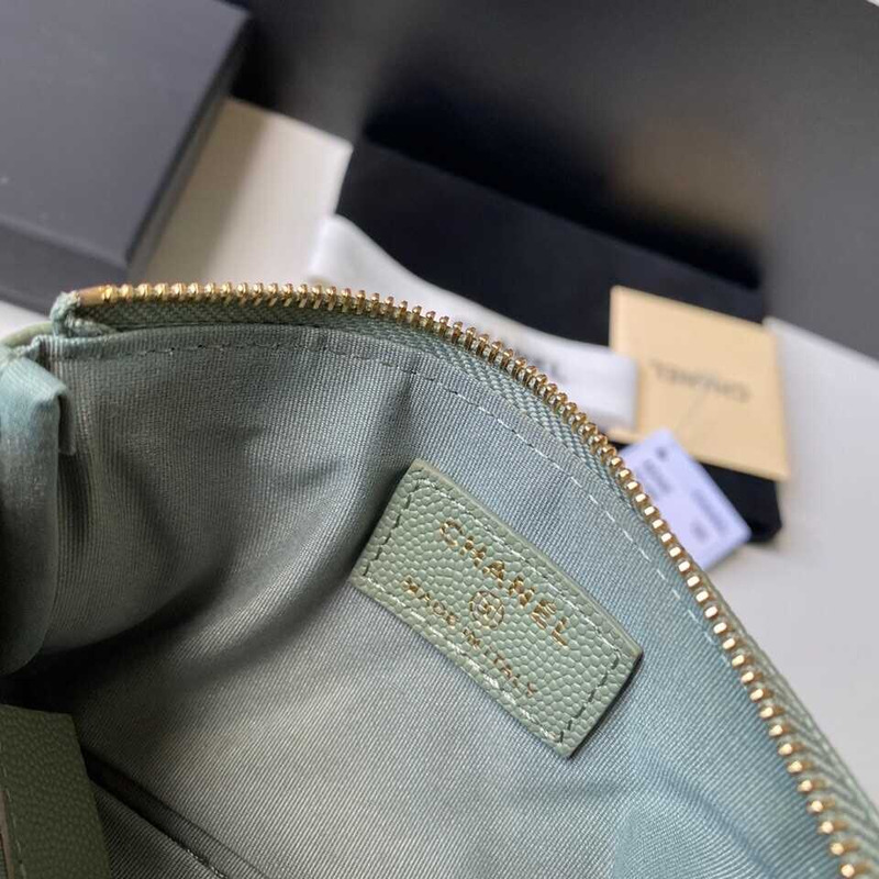 Ch*el caviar quilted zipped key holder case light green