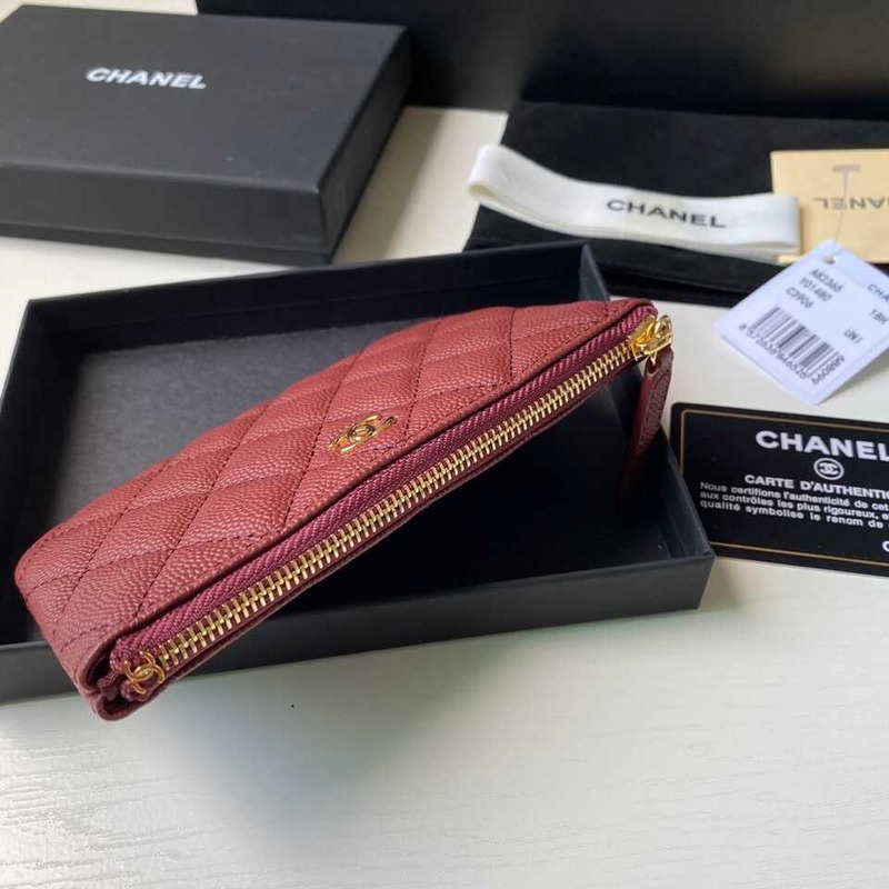 Ch*el Ch*el caviar quilted zipped key holder case red