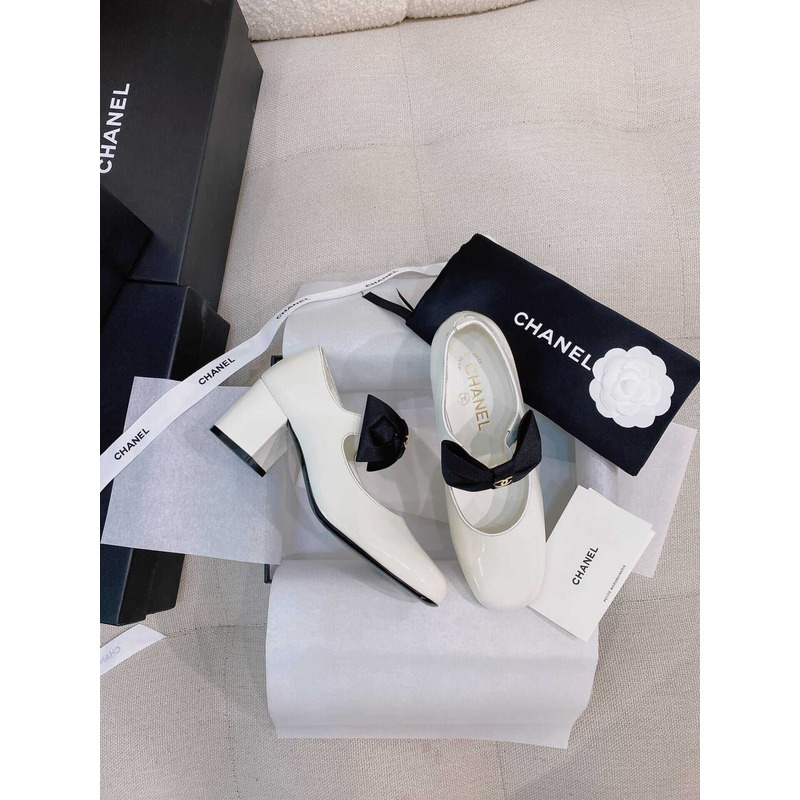 Ch*el mary jane calf patent leather and grosgrain black and white