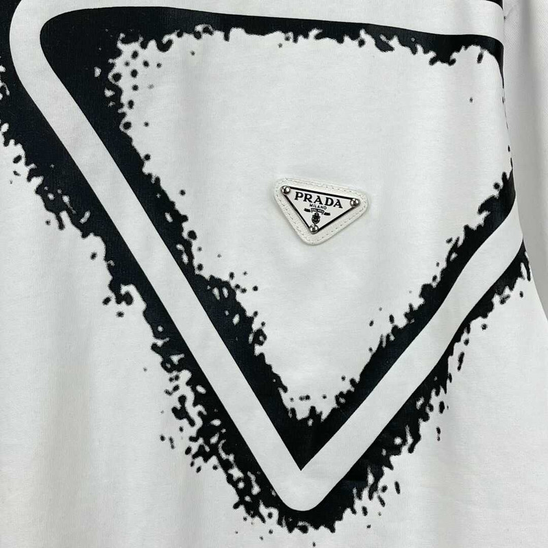 Pra*a triangle t-shirt white