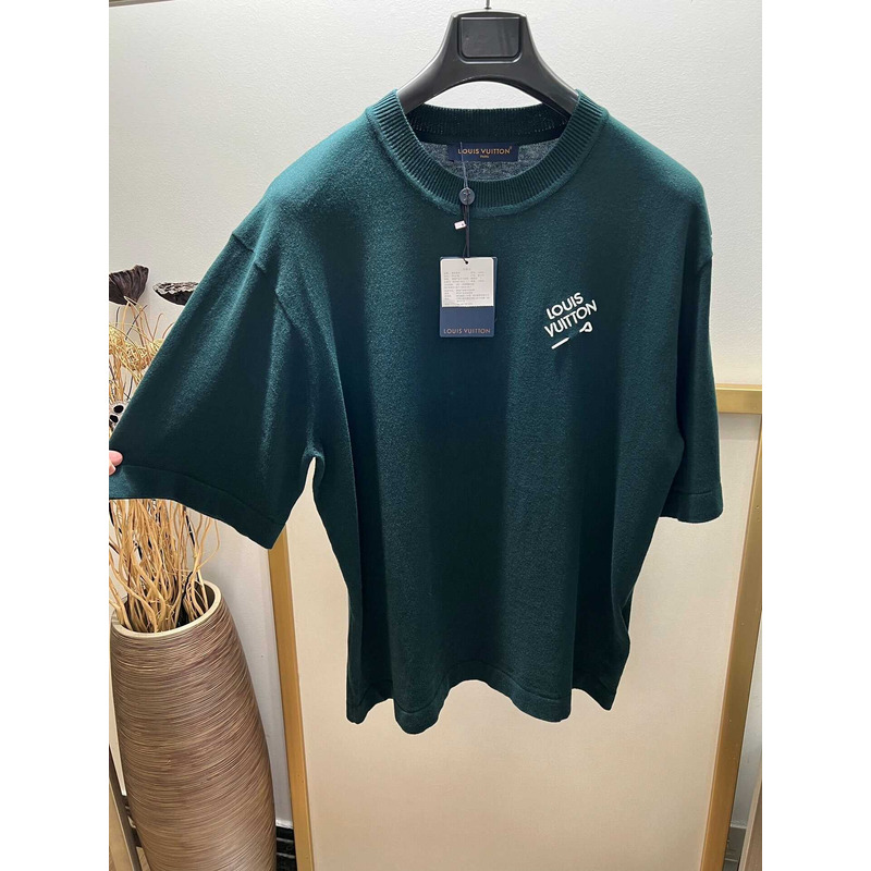 l**is V*t*n t-shirt with lv patch green