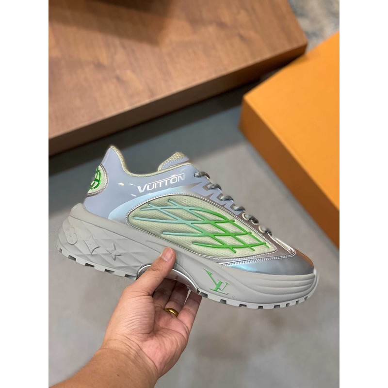 l**is V*t*n discovery lace up sneakers blue