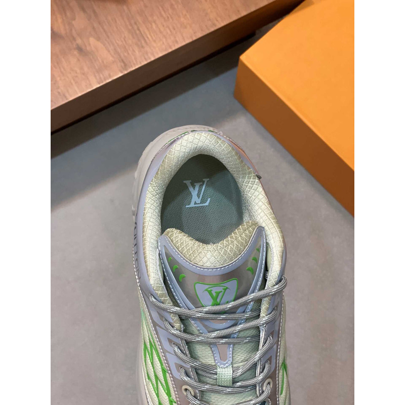 l**is V*t*n discovery lace up sneakers blue