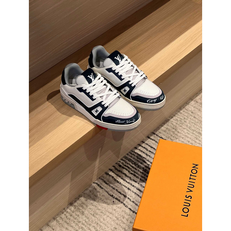 l**is V*t*n trainer white dark blue