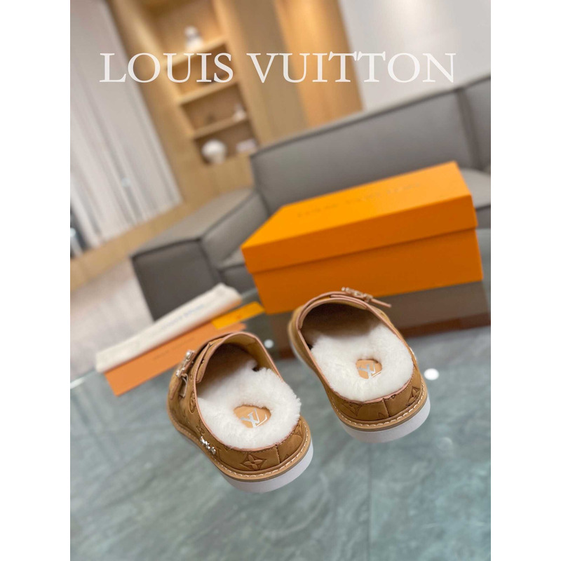 l**is V*t*n lv cosy flat comfort clog caramel