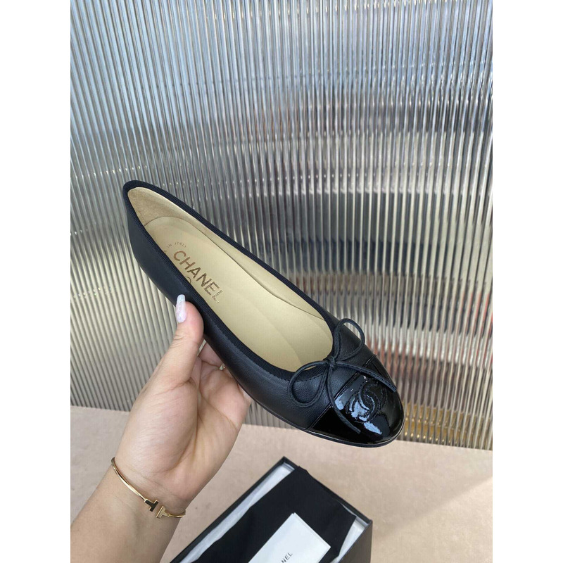Ch*el black leather cc cap toe ballet flats