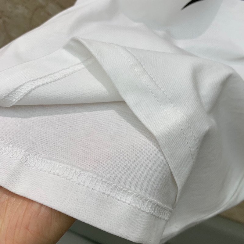 l**is V*t*n snowflake t-shirt white