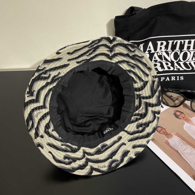 F**di tiger stripes bucket cap