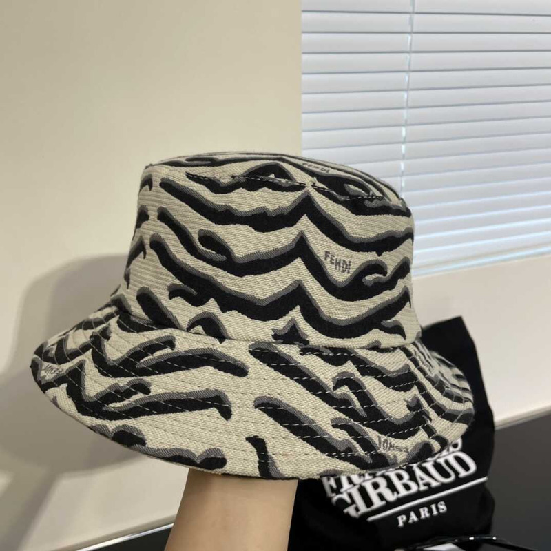 F**di tiger stripes bucket cap