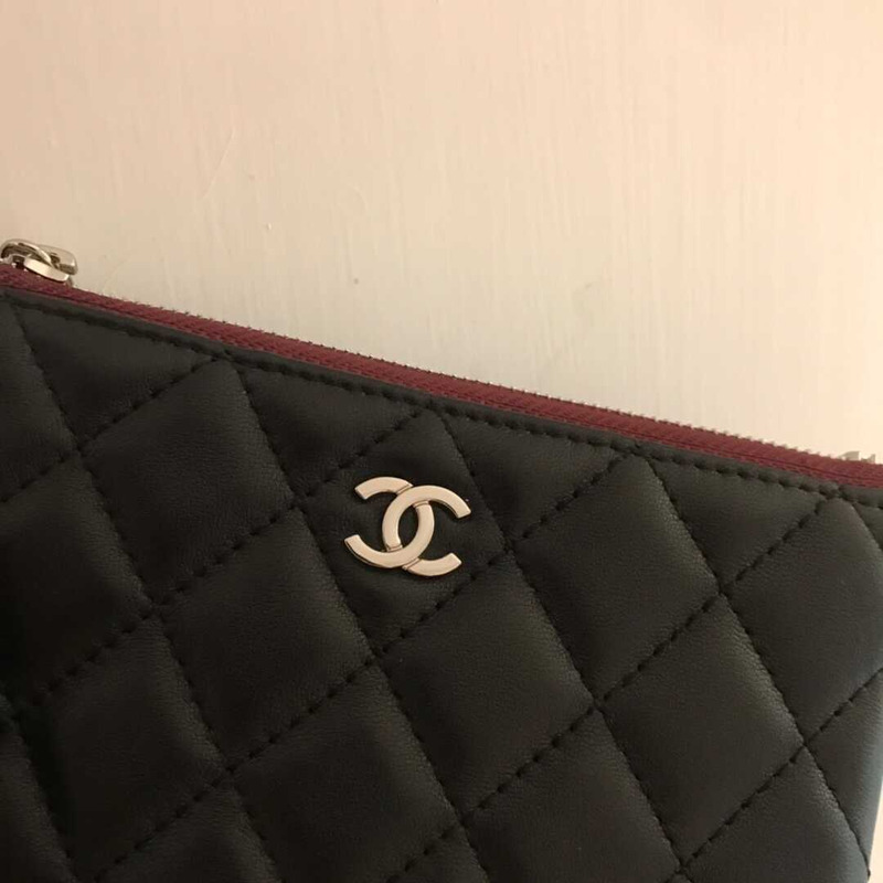 Ch*el lambskin wallet black