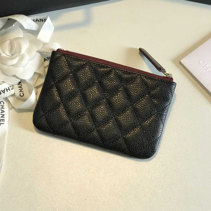 Ch*el caviar wallet black