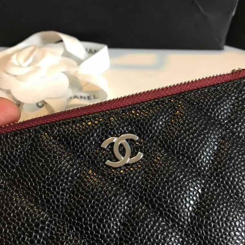 Ch*el caviar wallet black