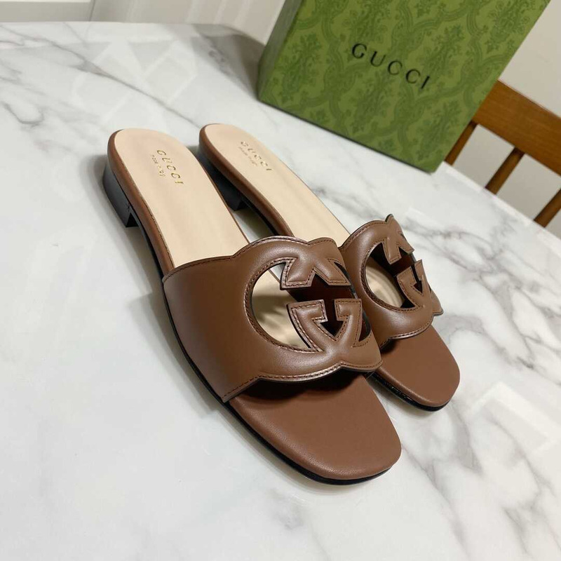 G*u*i women`s interlocking g cut-out slides sandal