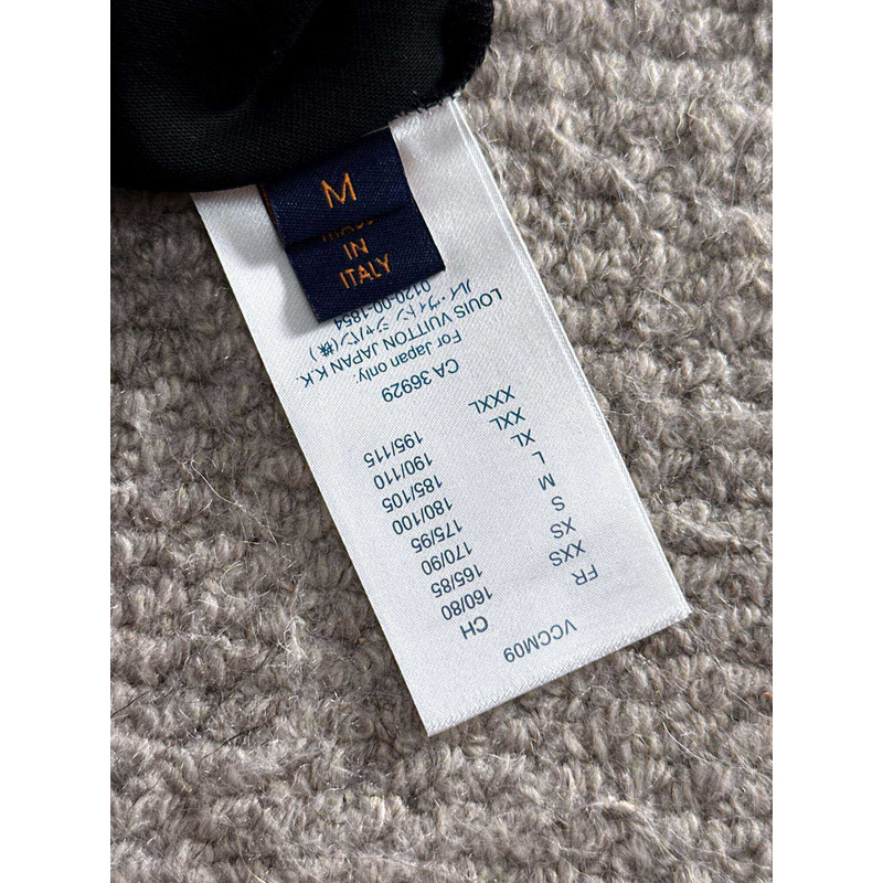 l**is V*t*n gradient cotton t-shirt black