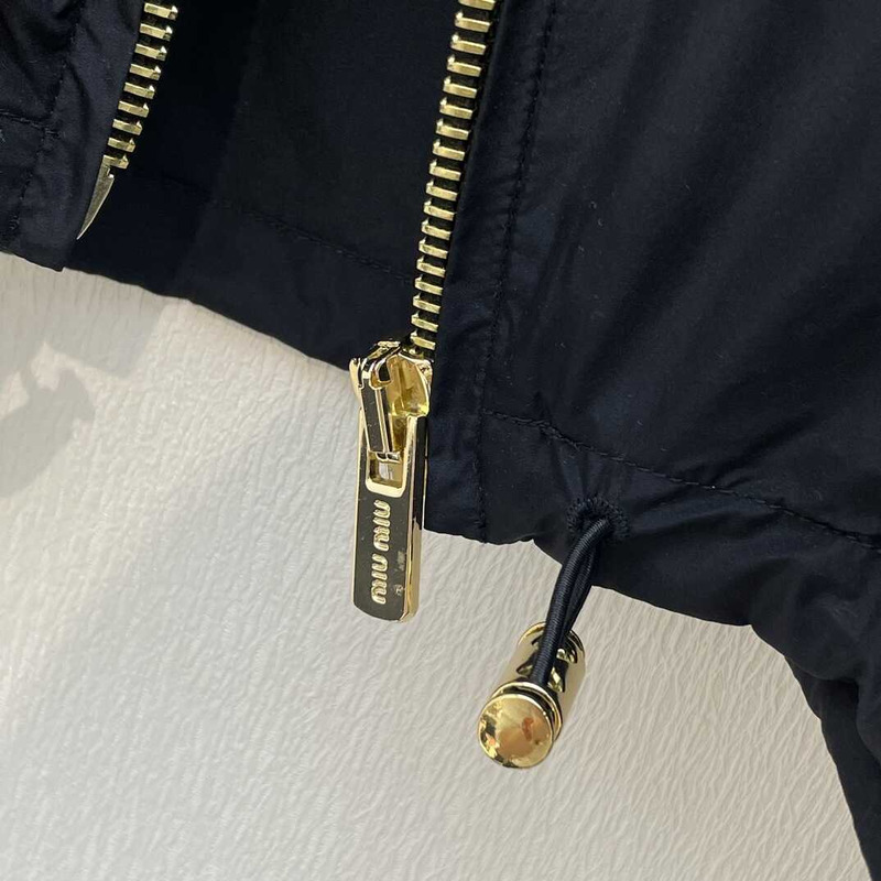 Miu Miu Zip-Up Cropped Jacket Black