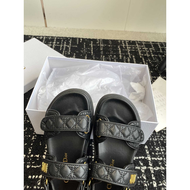 D*or D*oract sandals black sheepskin