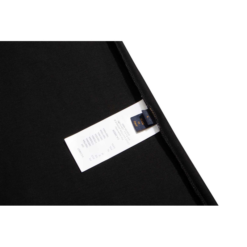 l**is V*t*n  short-sleeved cotton knitted crewneck black