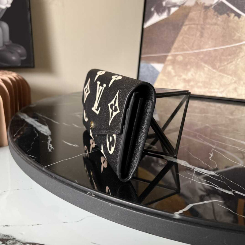 l**is V*t*n felicie pochette in black and beige monogram empreinte leather and ghw