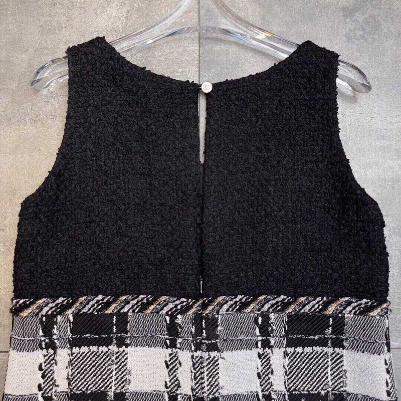 Ch*el tweed dress black and white