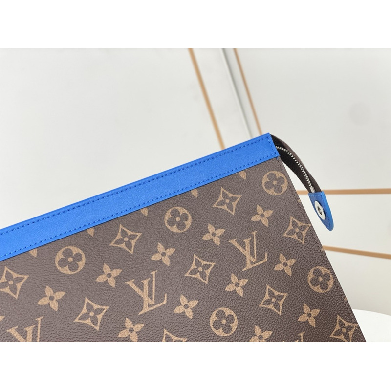 l**is V*t*n monogram outdoor apollo pochette