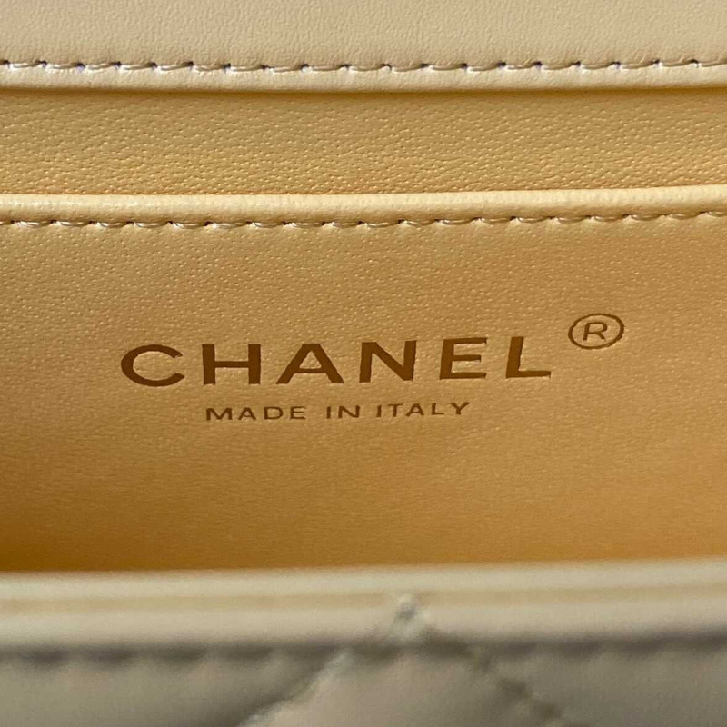 Ch*el classic flap bag in yellow