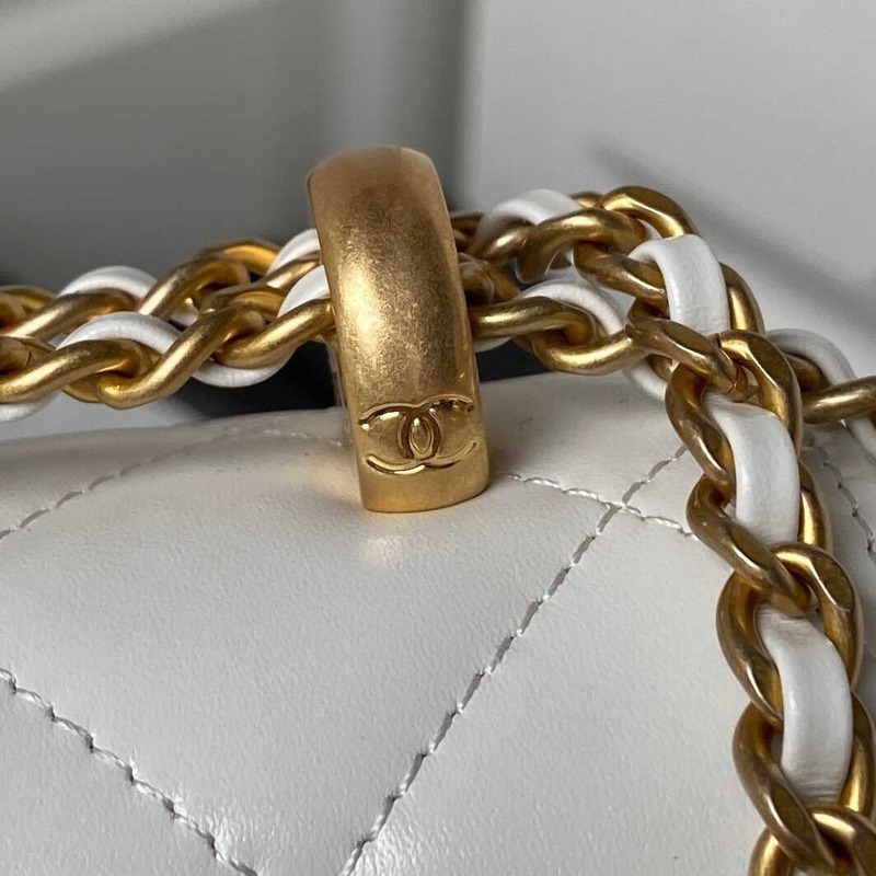 Ch*el classic flap bag in white