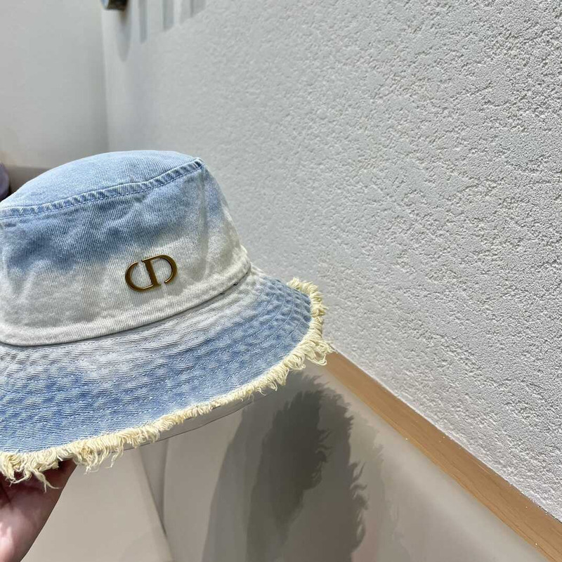 D*or logo bucket hat in blue