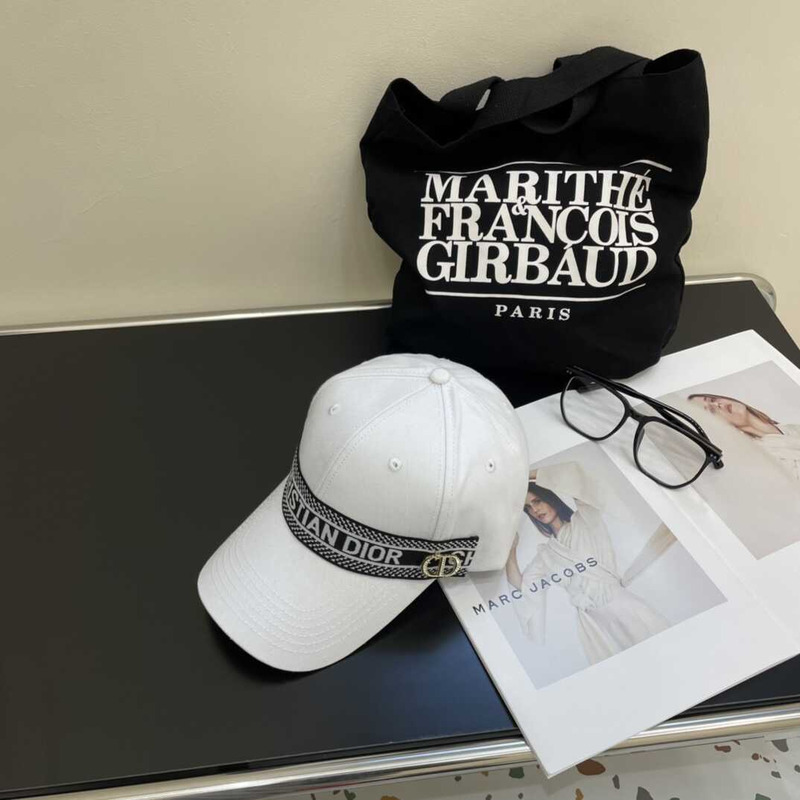 D*or logo baseball cap white