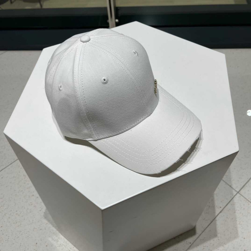 Pra*a baseball cap in white