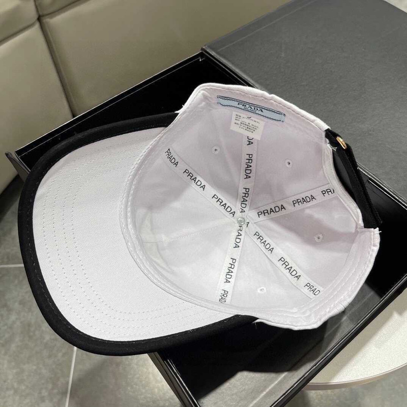 Pra*a re-nylon baseball cap in white