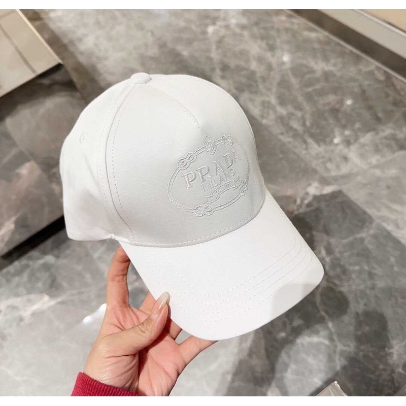 Pra*a drill baseball cap in white