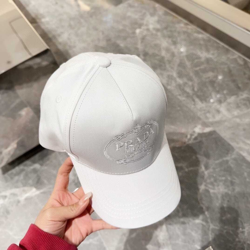 Pra*a drill baseball cap in white
