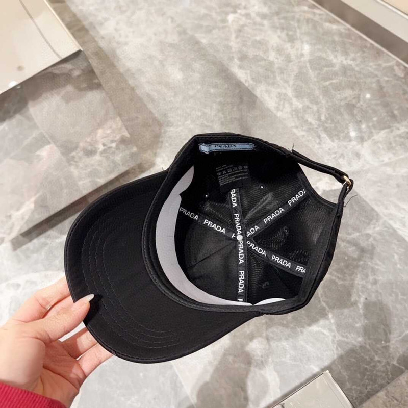 Pra*a drill baseball cap in black