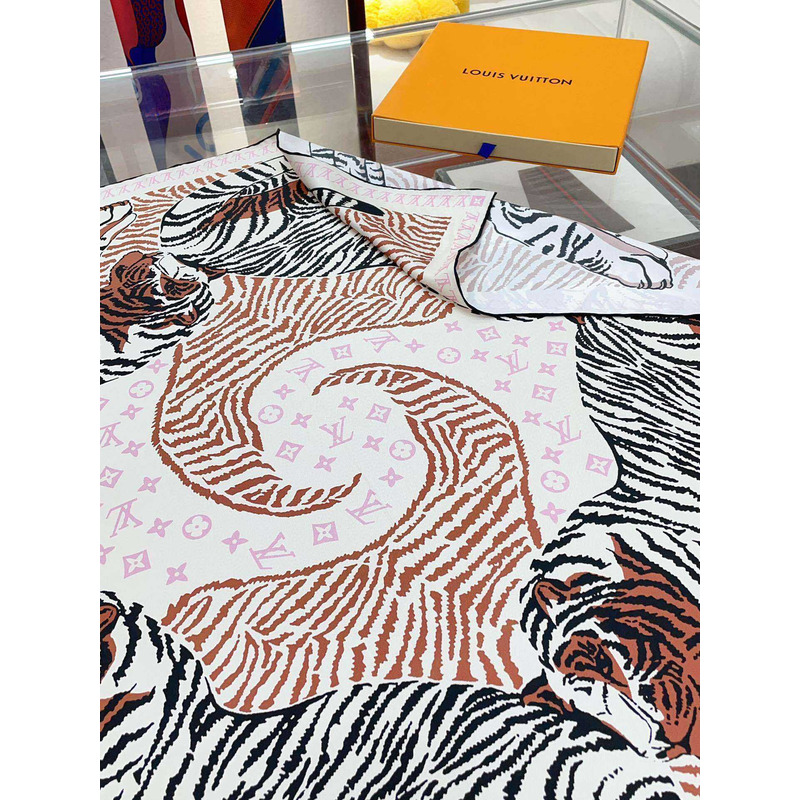 l**is V*t*n square scarf in white