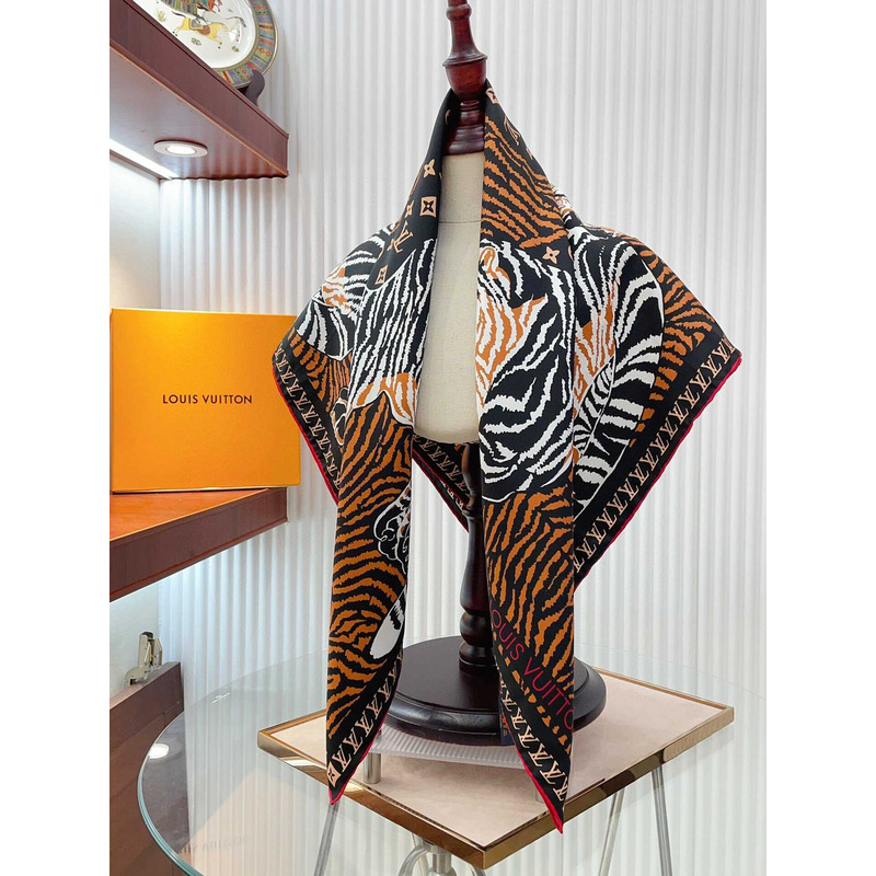 l**is V*t*n square scarf in black