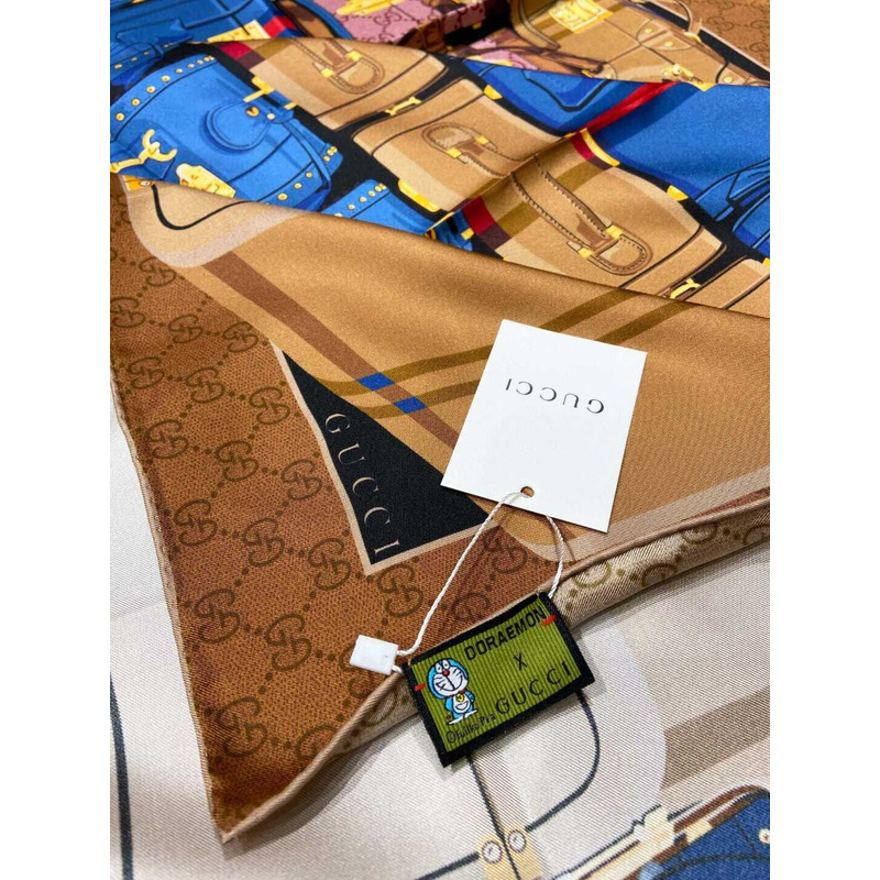 G*u*i flora print silk scarf in brown