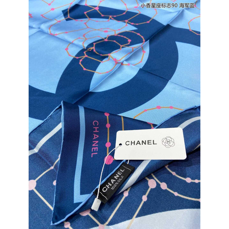 Ch*el square scarf in blue