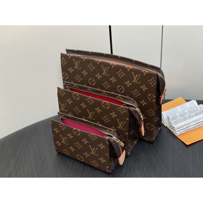 l**is V*t*n monogram toiletry pouch 19