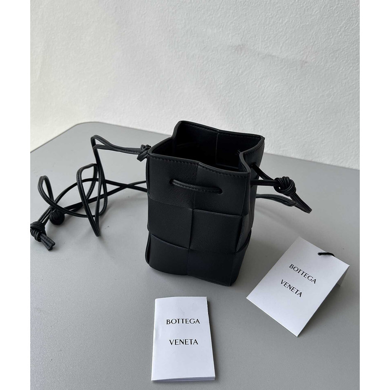 Bo*te*ga ve*ne*ta mini cassette bucket bag in black