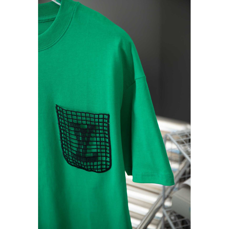 l**is V*t*n logo t shirt green