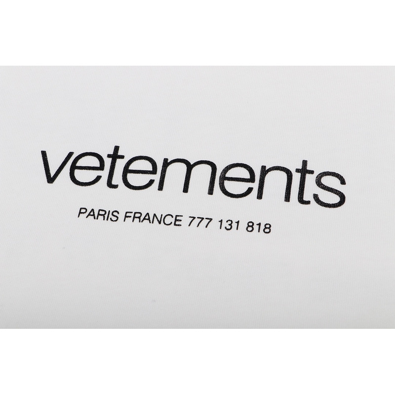 Vetements White Logo Printed Round Neck T-shirt