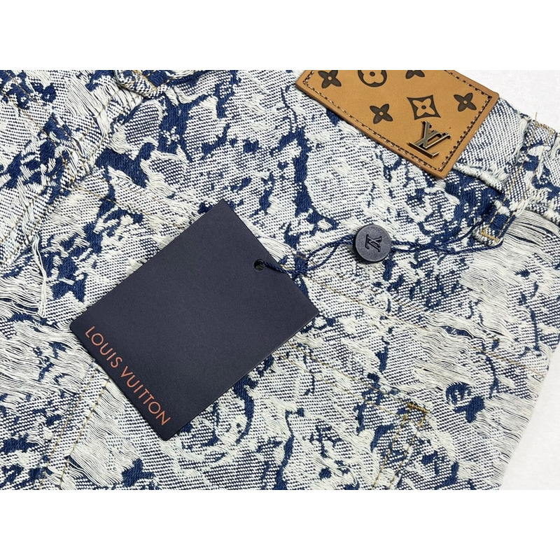 l**is V*t*n carpenter denim shorts