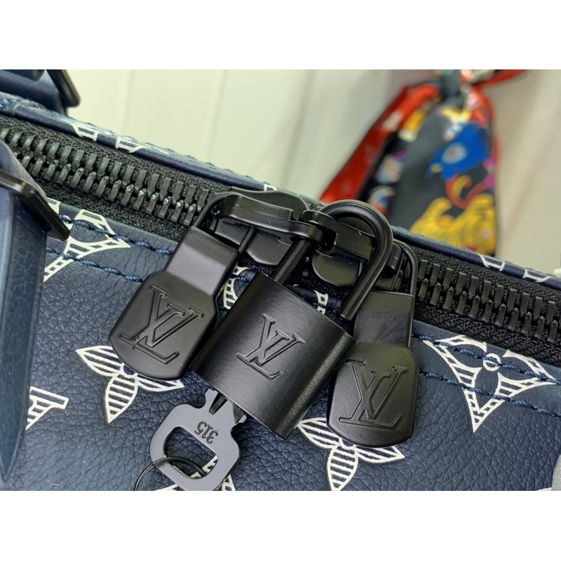 l**is V*t*n keepall bandoulière 50 navy blue