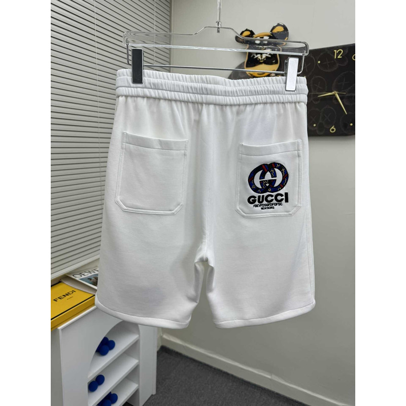 G*u*i logo-print shorts in white