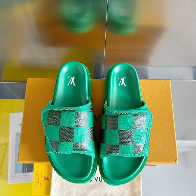 l**is V*t*n miami mule slides in green