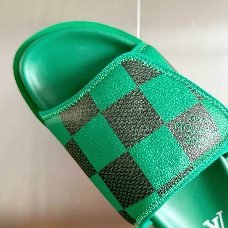 l**is V*t*n miami mule slides in green