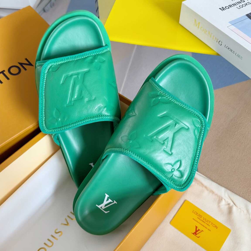 l**is V*t*n miami mule green