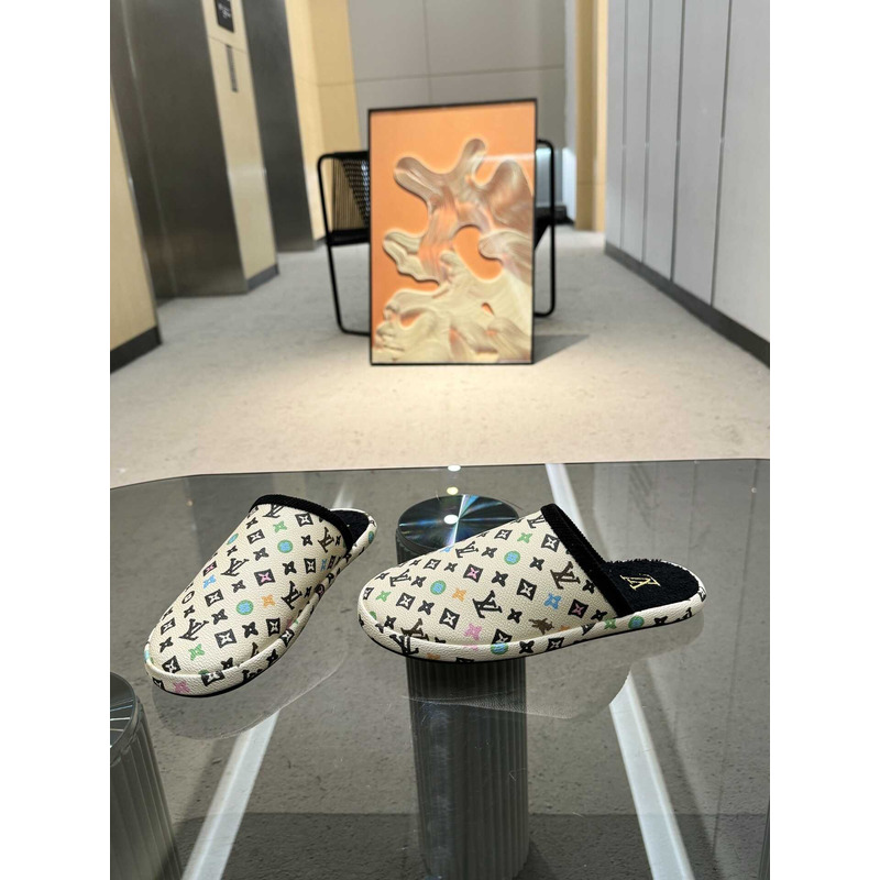 l**is V*t*n lv palace slipper beige