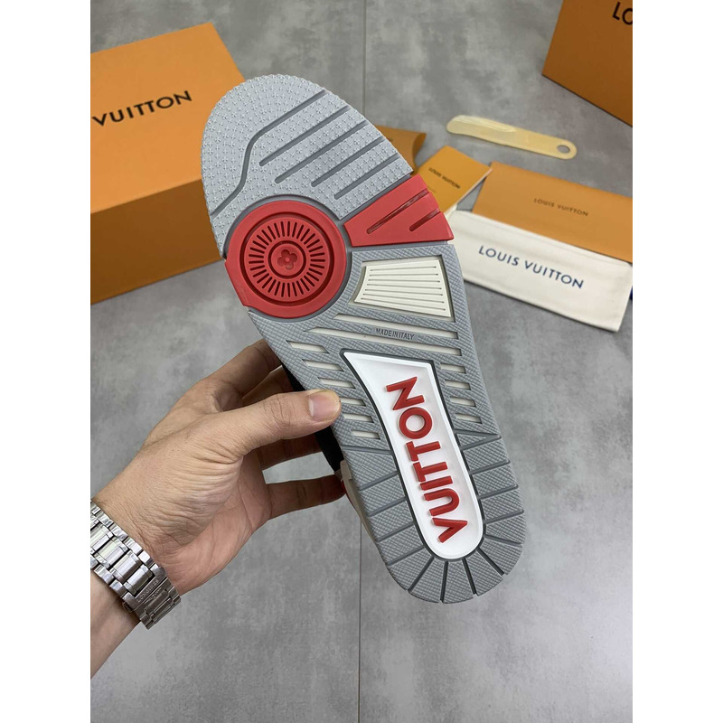 l**is V*t*n lv trainer red grey black